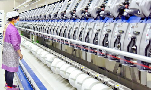 促進數字技術與制造業深度融合，讓中國智造釋放更多活力